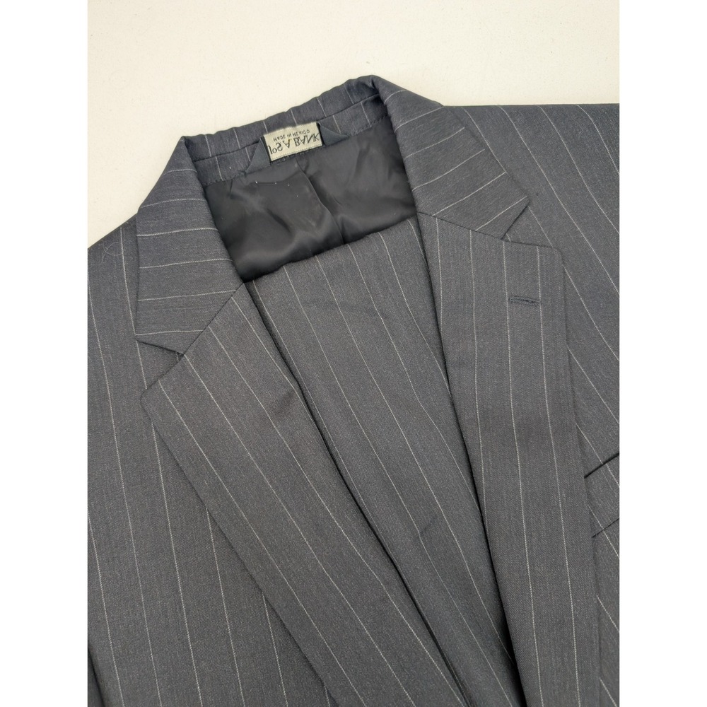 Jos A Bank Traveler's Collection Gray Pinstripe Wool Suit Set Mens 42XL (37x34)